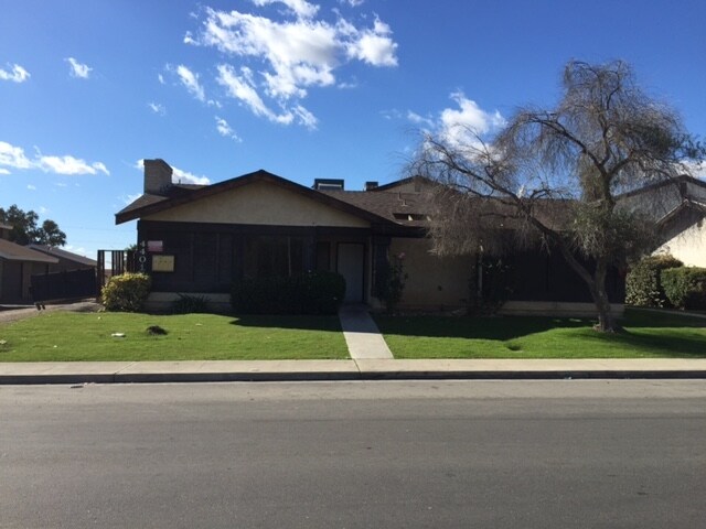 Primary Photo - 4401 Tierra Verde St