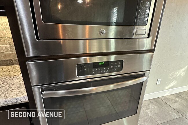 Foto del edificio - 1028 NW 191st St