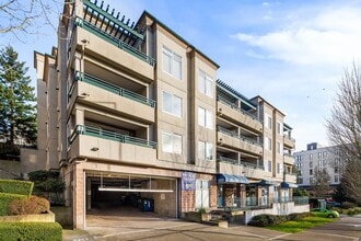 Building Photo - 8750 Greenwood Ave N