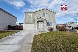 Building Photo - 1217 Bluejay Ave