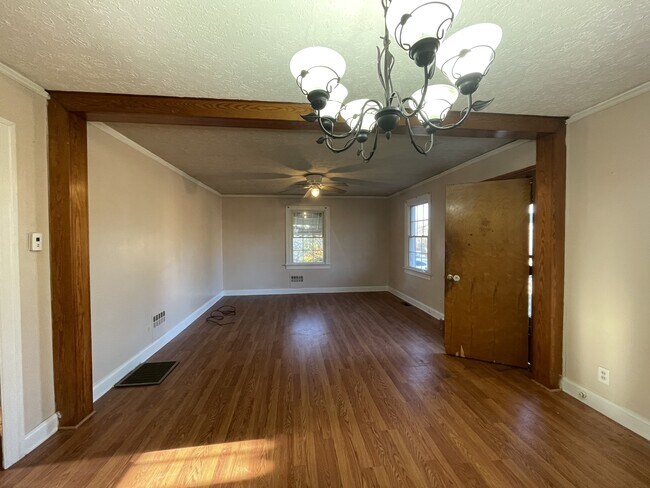 Foto del edificio - 270 Crescent Ln