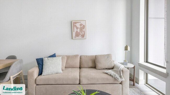 Building Photo - 3030 Summer St