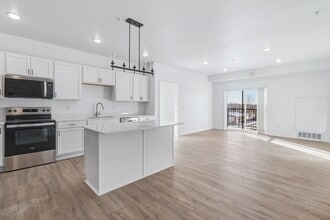 Building Photo - 2465 62nd Ave S