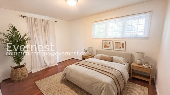 Building Photo - 4829 Clairmont Ave