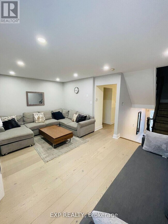 Photo du bâtiment - 87 Kelso Crescent