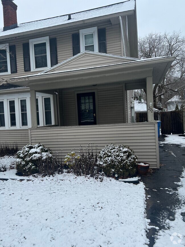 Best Luxury Apartments For Rent in Irondequoit, NY 1 Rentals (with