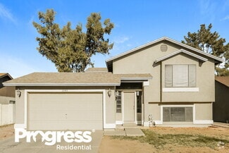 Building Photo - 1040 N Palm St