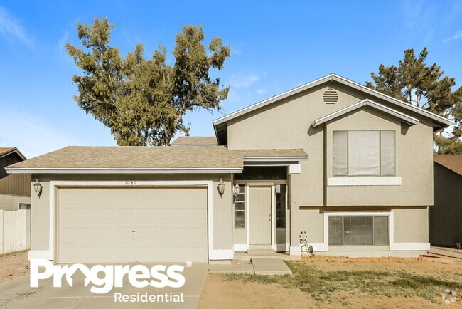 Building Photo - 1040 N Palm St