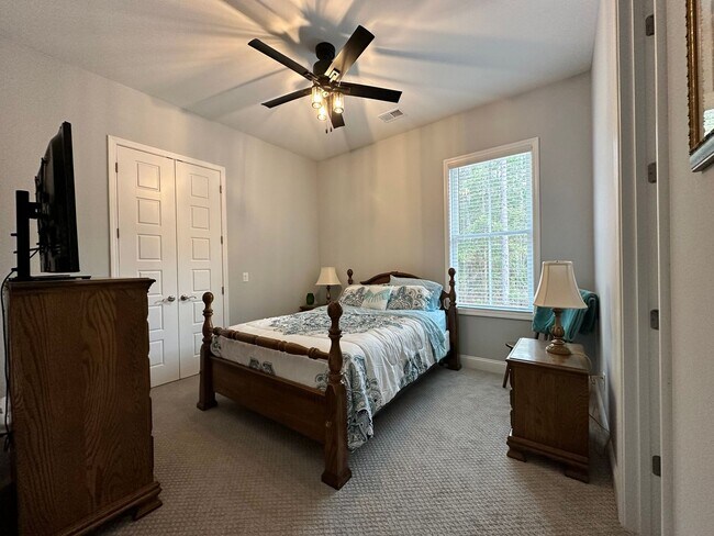 Foto del edificio - 112 Tacatacoru Ct