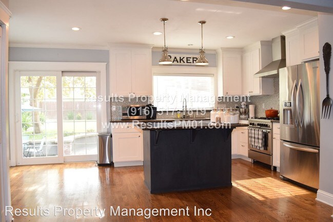 Foto del edificio - 2 br, 2 bath House - 329 Pleasant St