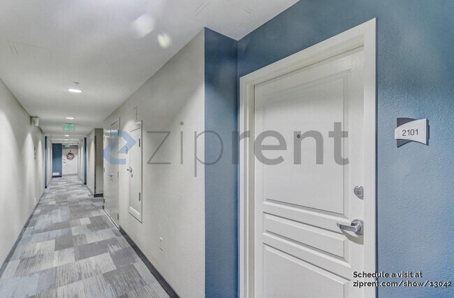 Foto del edificio - 300 W Beech St