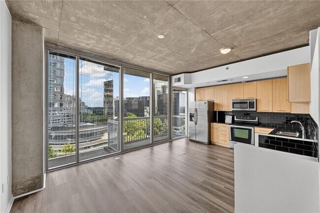 Foto del edificio - 3324 Peachtree Rd NE