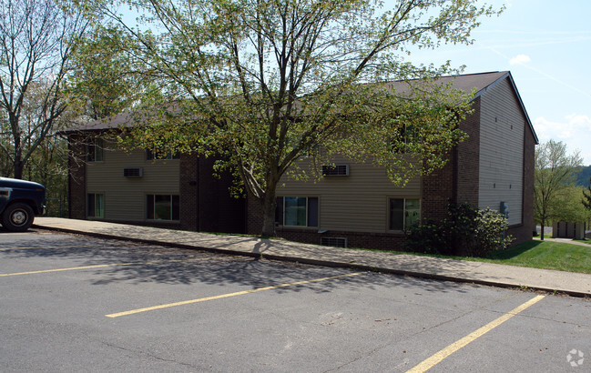 Building Photo - Pocatalico Village Apartments