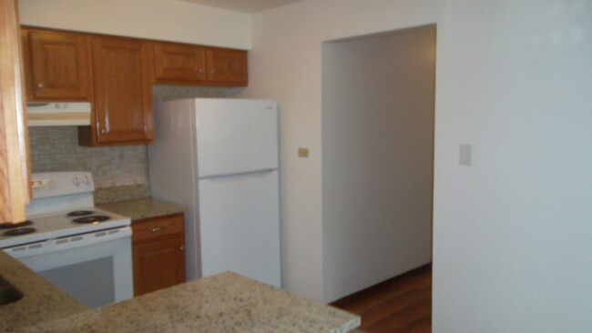 Building Photo - 4601 Forest Ave
