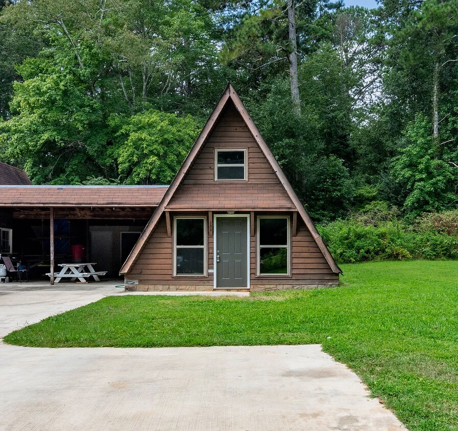 Photo - 90 Park St (Chickamauga, GA)