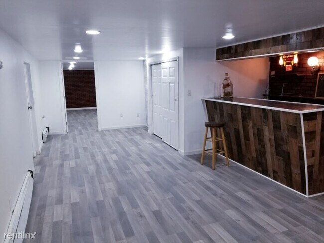 Foto del edificio - 2 br, 1 bath Apartment - 529 colfax road