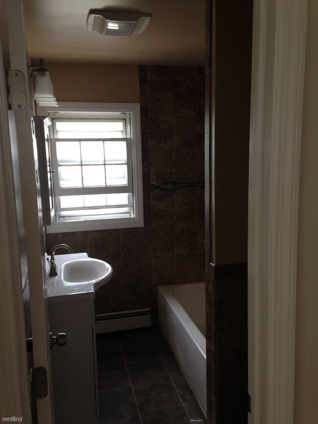 25 Pine St, West Harrison, NY 10604 House Rental in West Harrison, NY