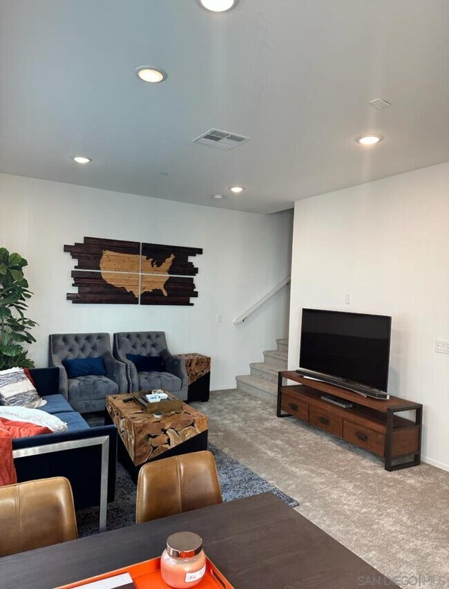 Building Photo - 2304 Stardust Gln
