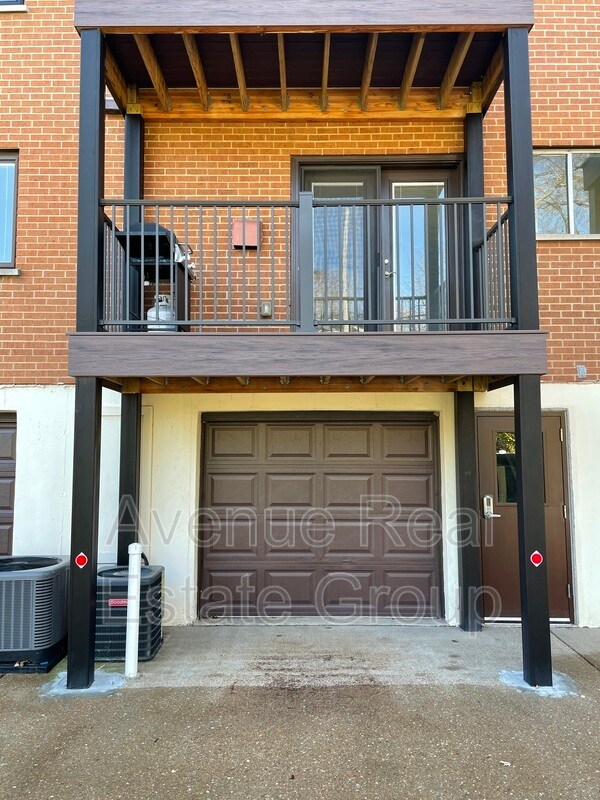 7915 Camelot Ln Unit 2, Crestwood, MO 63123 Condo for Rent in