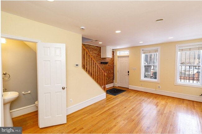 Foto del edificio - 809 Kentucky Ave SE