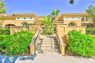Building Photo - 180 Guinevere