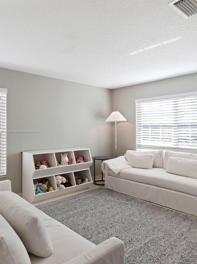 Foto del edificio - 13749 NW 22nd St