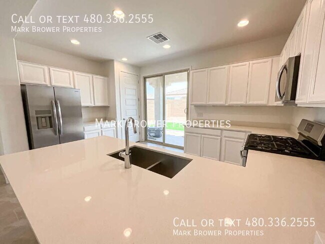 Building Photo - 4439 N 94th Dr