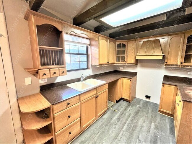 Foto del edificio - 42 Fox Glen Cir