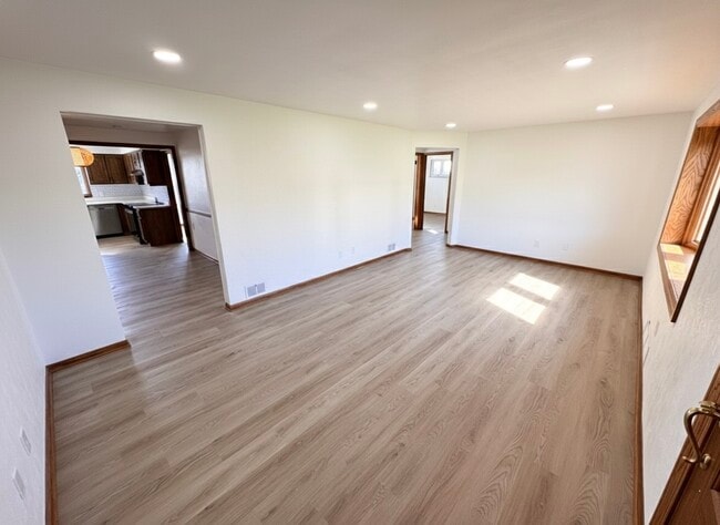 Sala de estar - 639 Scenery Dr