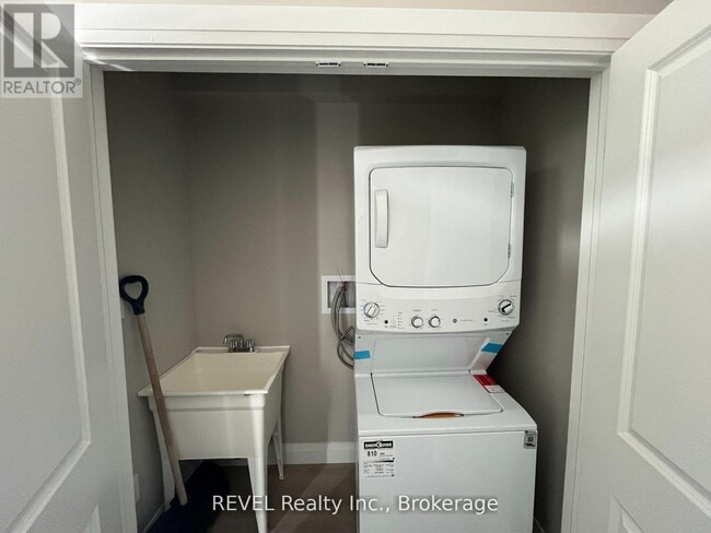 Building Photo - 16 KEYSTONE TRAIL