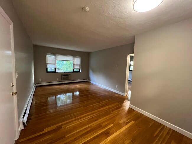 Foto del edificio - 282 Grove St