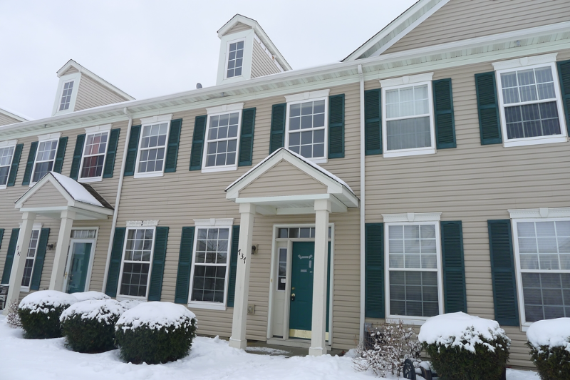 Primary Photo - 737 Cobblestone Way