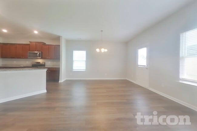 Building Photo - 109 Innis Brk Cir SW