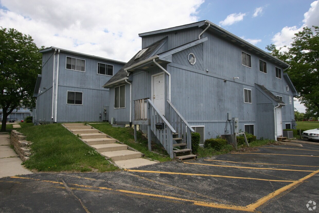 Foto del edificio - 802 Edgebrook Dr