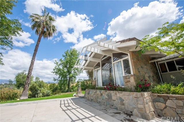 Building Photo - 20760 E Covina Hills Rd