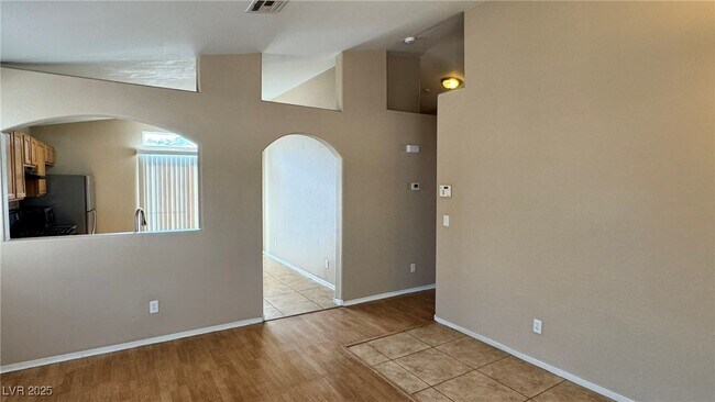 Foto del edificio - 3838 Sorrowing Sparrow Ct