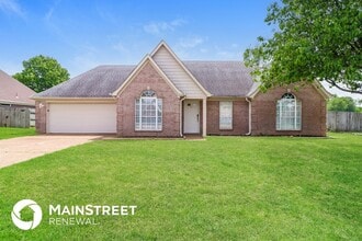 Building Photo - 2323 Kindlewood Dr