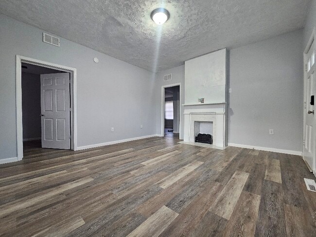 Foto del edificio - 367 Martin Luther King Jr Dr