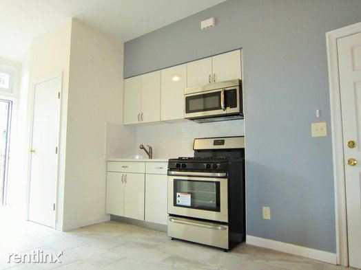Foto principal - 451 Seneca Ave