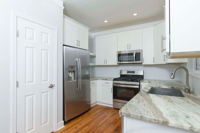 Photo - Newly Renovated 4 bedroom 3 bath townhome