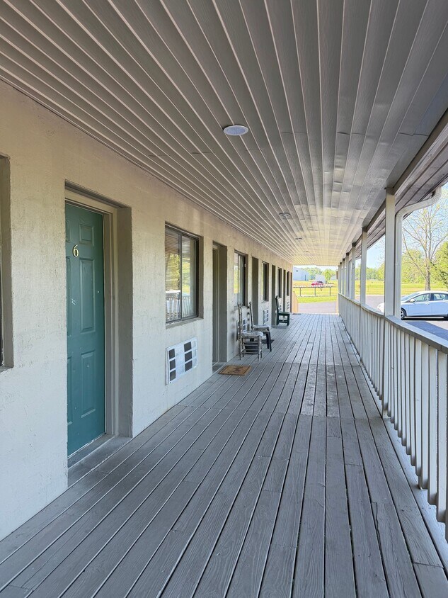 Foto del edificio - 490 Haygood Rd