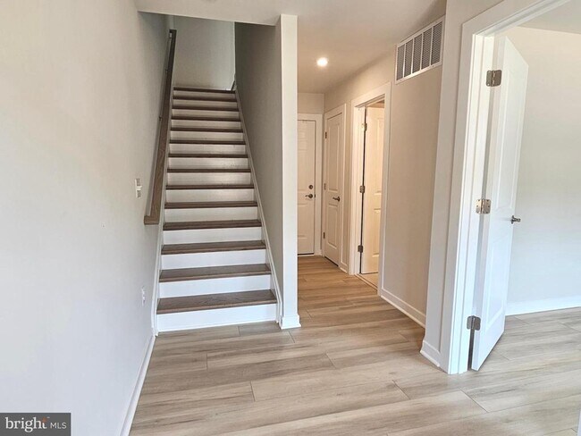 Foto del edificio - 3622 Agate Ln