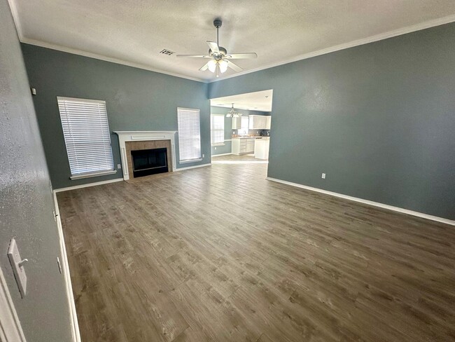 Building Photo - Completely Remodeled Stunning 3 Bedroom, 2...