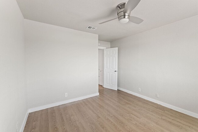 Interior Photo - The Canopy at South Congress