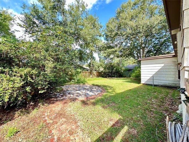 Foto del edificio - 2810 N Houston Dr