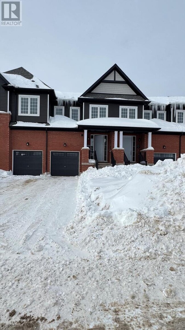 Building Photo - 150 Molozzi St