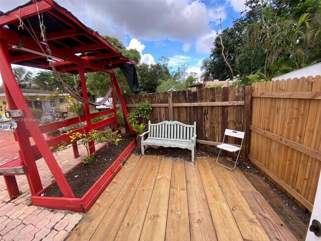 Foto del edificio - 436 E Evanston Cir