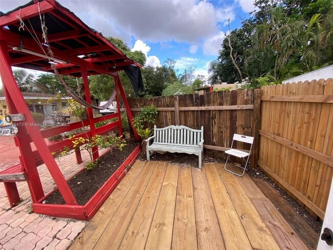 Building Photo - 436 E Evanston Cir