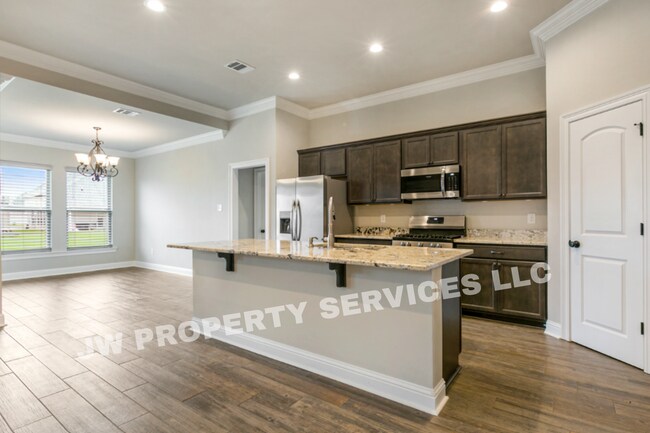 Building Photo - 612 Claiborne Trails Dr