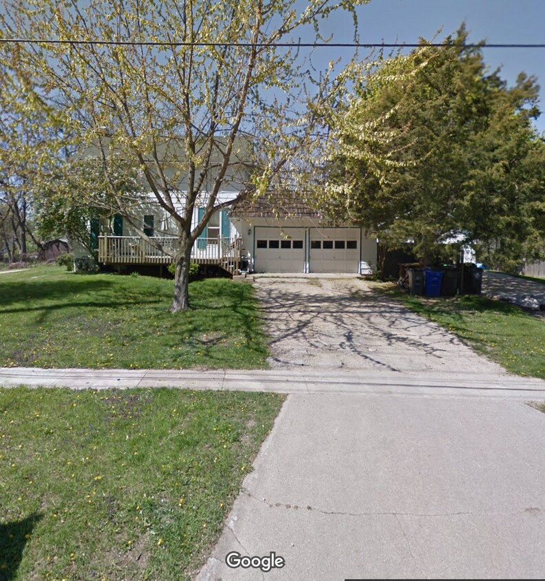 2102 18th st sw, Cedar rapids, IA 52404 Townhome Rentals in Cedar